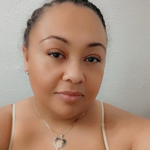 Customer photo review of Diamond Cut Heart Shape Photo Necklace