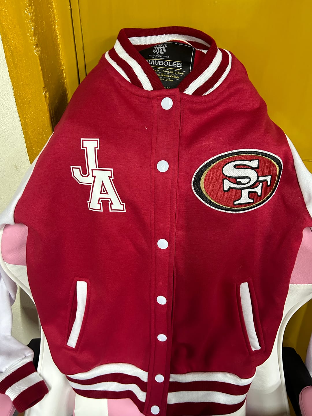 Customer photo review of Chamarra Universitaria NFL 49ers