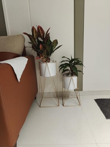 Customer photo review of United Crafts Metal Planter Stand for Home Décor (Gold & White Set of 2)