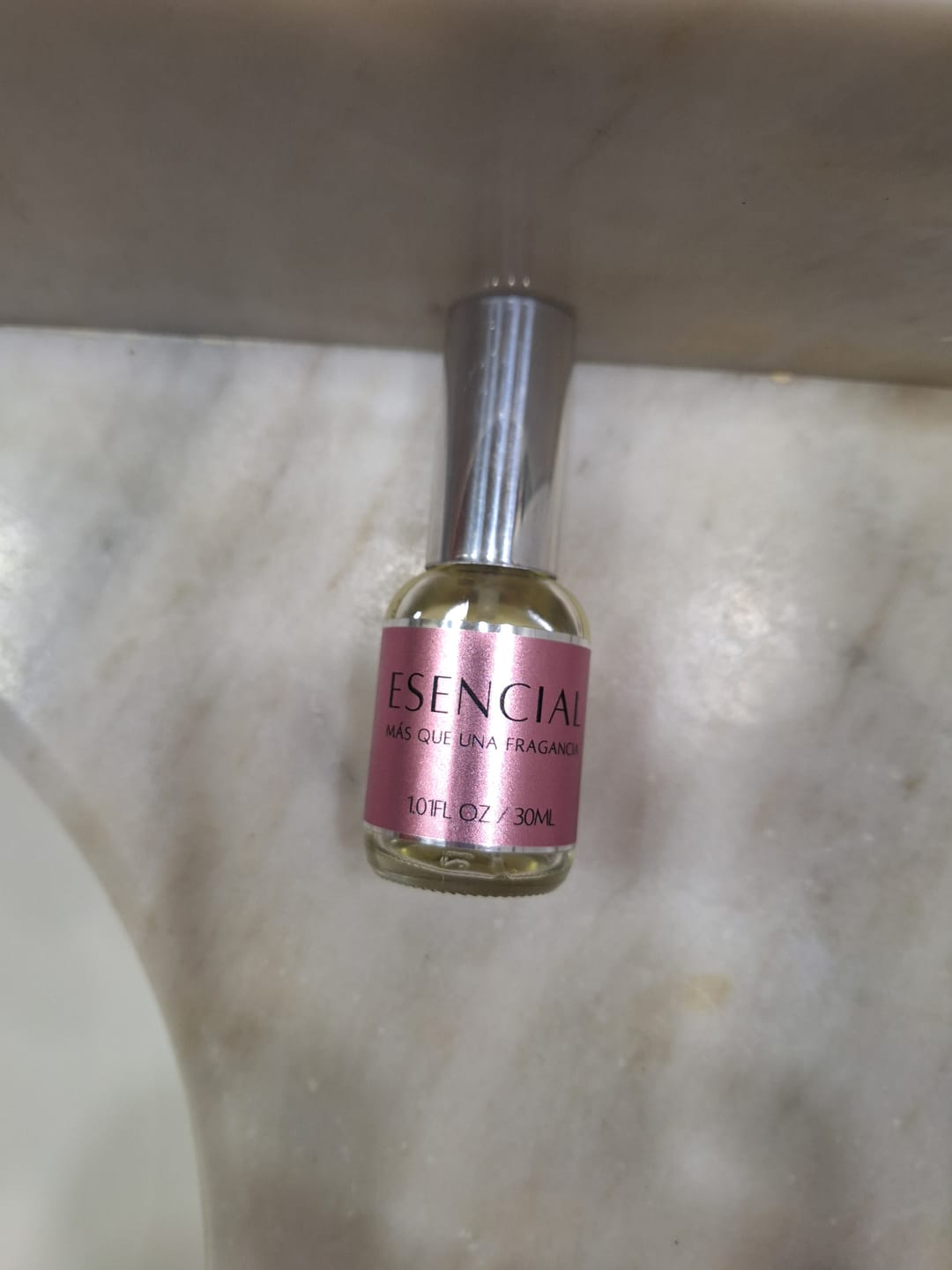 Customer photo review of M187 Inspirado en: Not A Perfume - Juliette Has A Gun