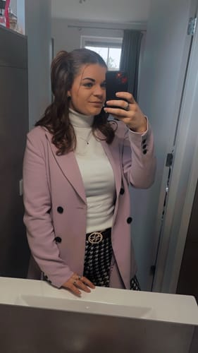 Customer photo review of Comfy & Stretchy Flared Pied De Poule