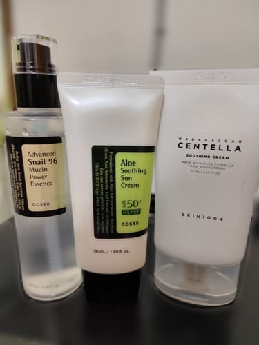 Customer photo review of Madagascar Centella Soothing Cream