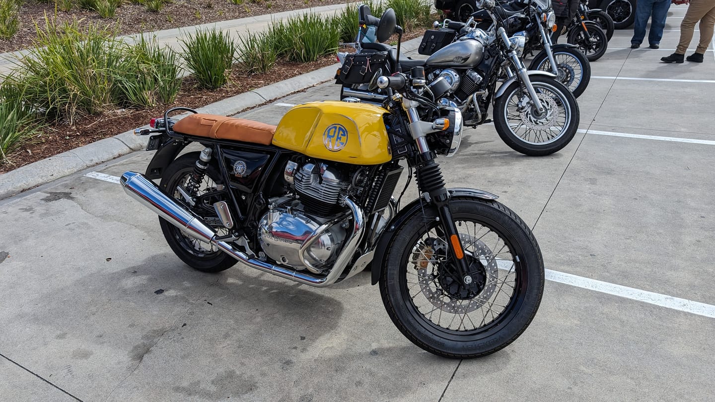 Customer photo review of touring leather seat crafted to fit royal enfield interceptor 650 / gt 650