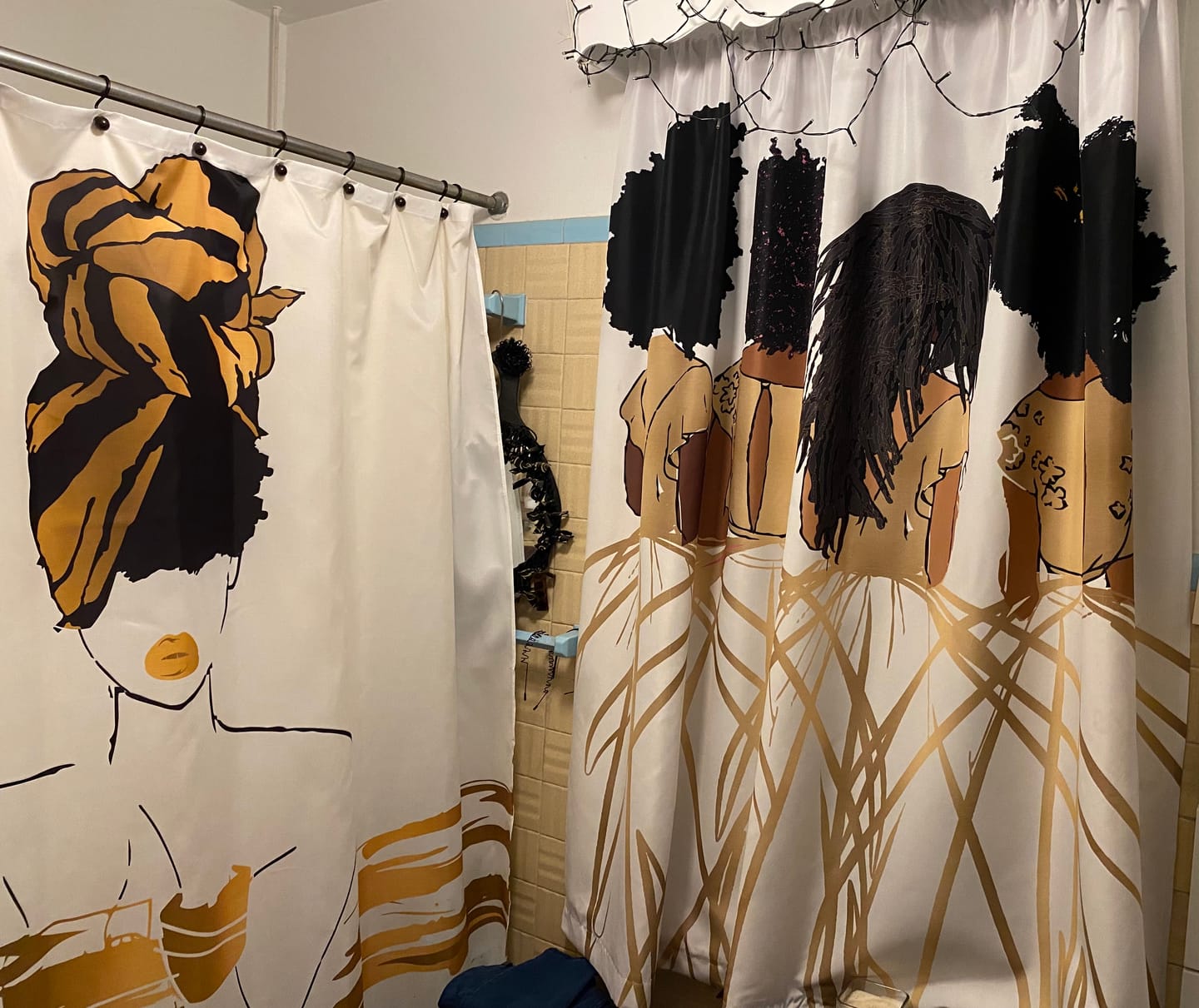 Customer photo review of Oro White Shower Curtain