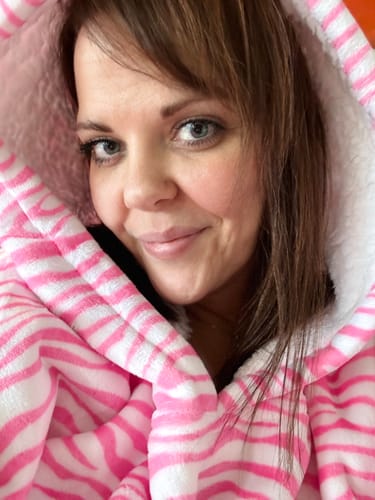 Customer photo review of Zebra bleik Kósýpeysa
