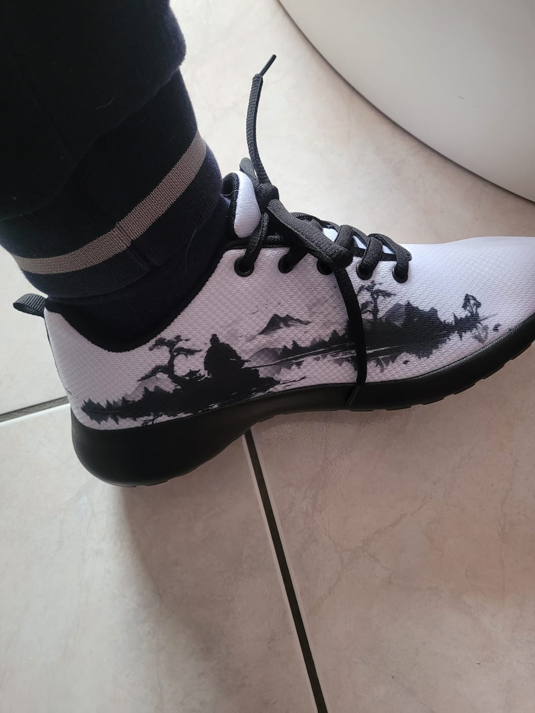 Customer photo review of Sneakers Yozakura