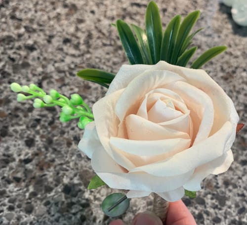 Customer photo review of Bulk Rose Boutonnieres for Men Wedding Groom and Groomsmen