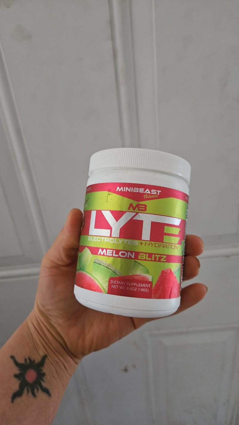Customer photo review of MB LYTE