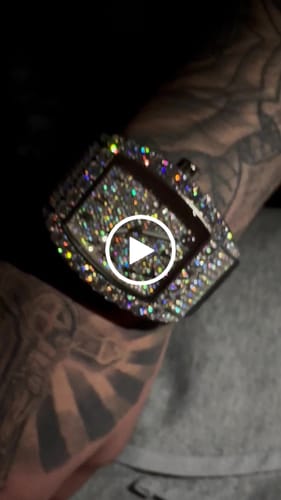 Customer video review of Emperor Rubber Strap VVS Moissanite Iced Out Watch