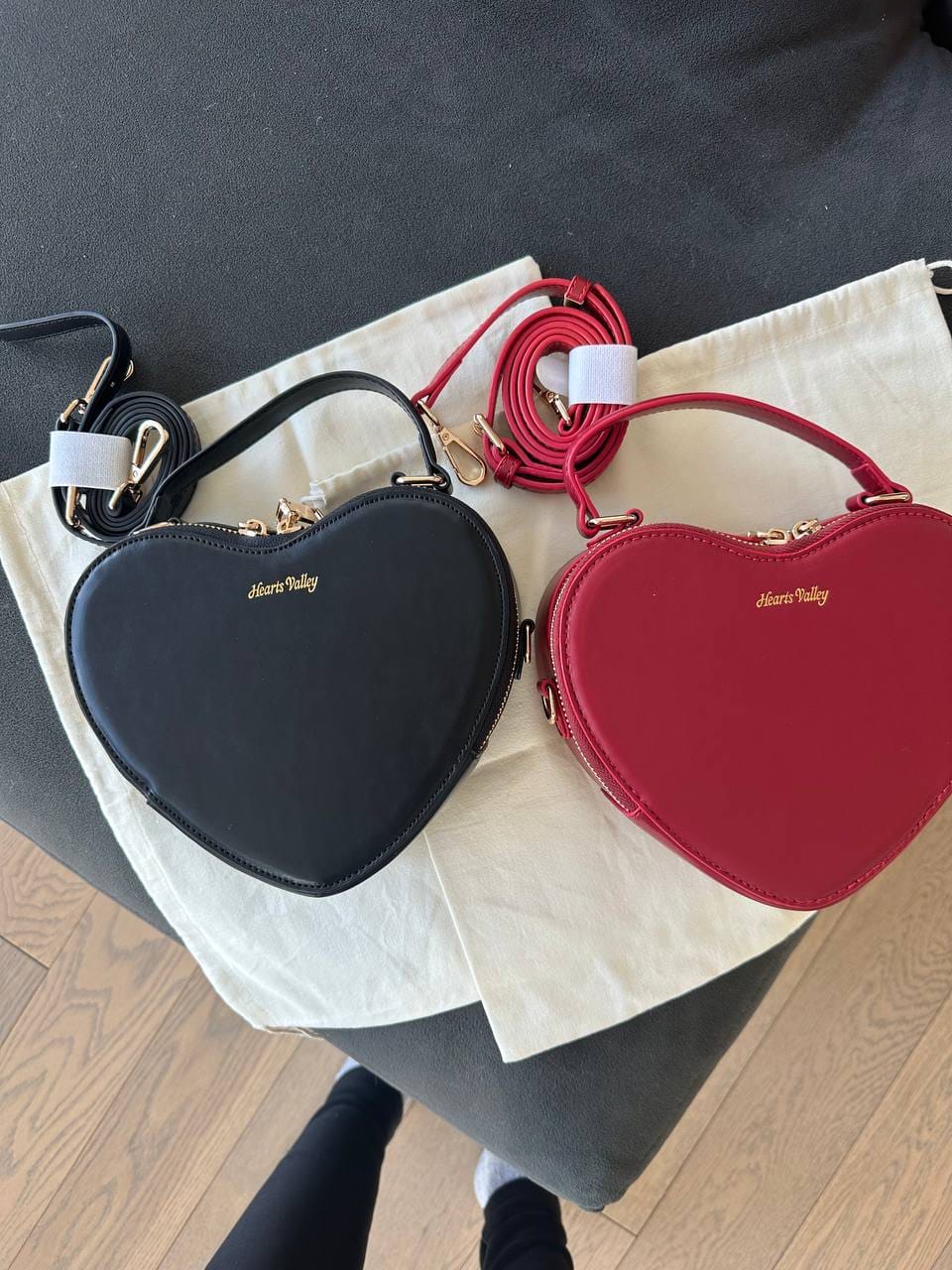 Customer photo review of Vintage Heart Bag