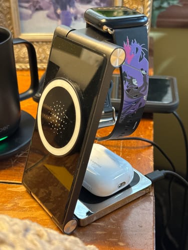 Customer photo review of PASSPORT - WIRELESS CHARGING STATION