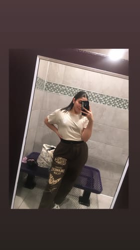 Customer photo review of W211 Dreamers Joggers