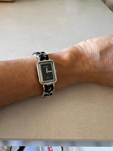 Customer photo review of PREMIERE ROCK SILVER CASE BLACK LEATHER