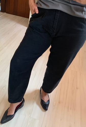 Izabela D. review of Calça Jeans Slouchy Cacau Preta image 1 out of 2