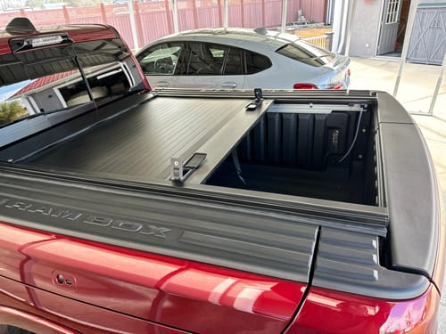 Customer photo review of 2009-2024 Dodge RAM 1500 RAMBOX EZ Retractable Tonneau Cover (Side Storage Box Model only)