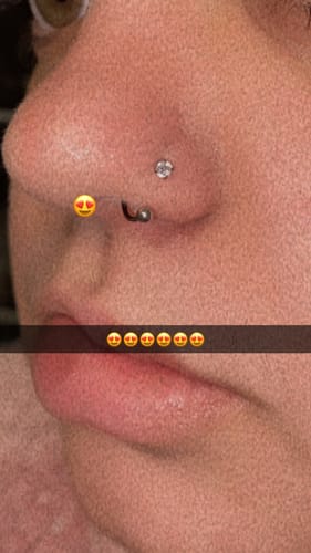 Customer photo review of Louise - petite pierre