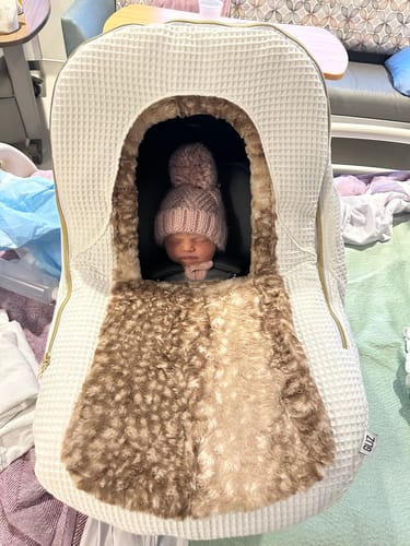 Customer photo review of Winter Waffle - Cream