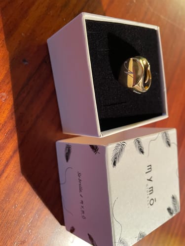 Customer photo review of Anello Chevalier Tondo personalizzato