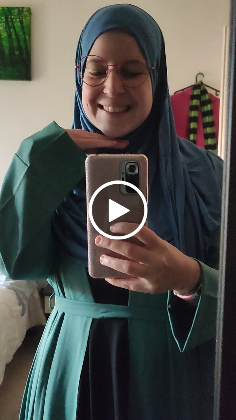 Customer video review of Hijab speciale cuffie o occhiali
