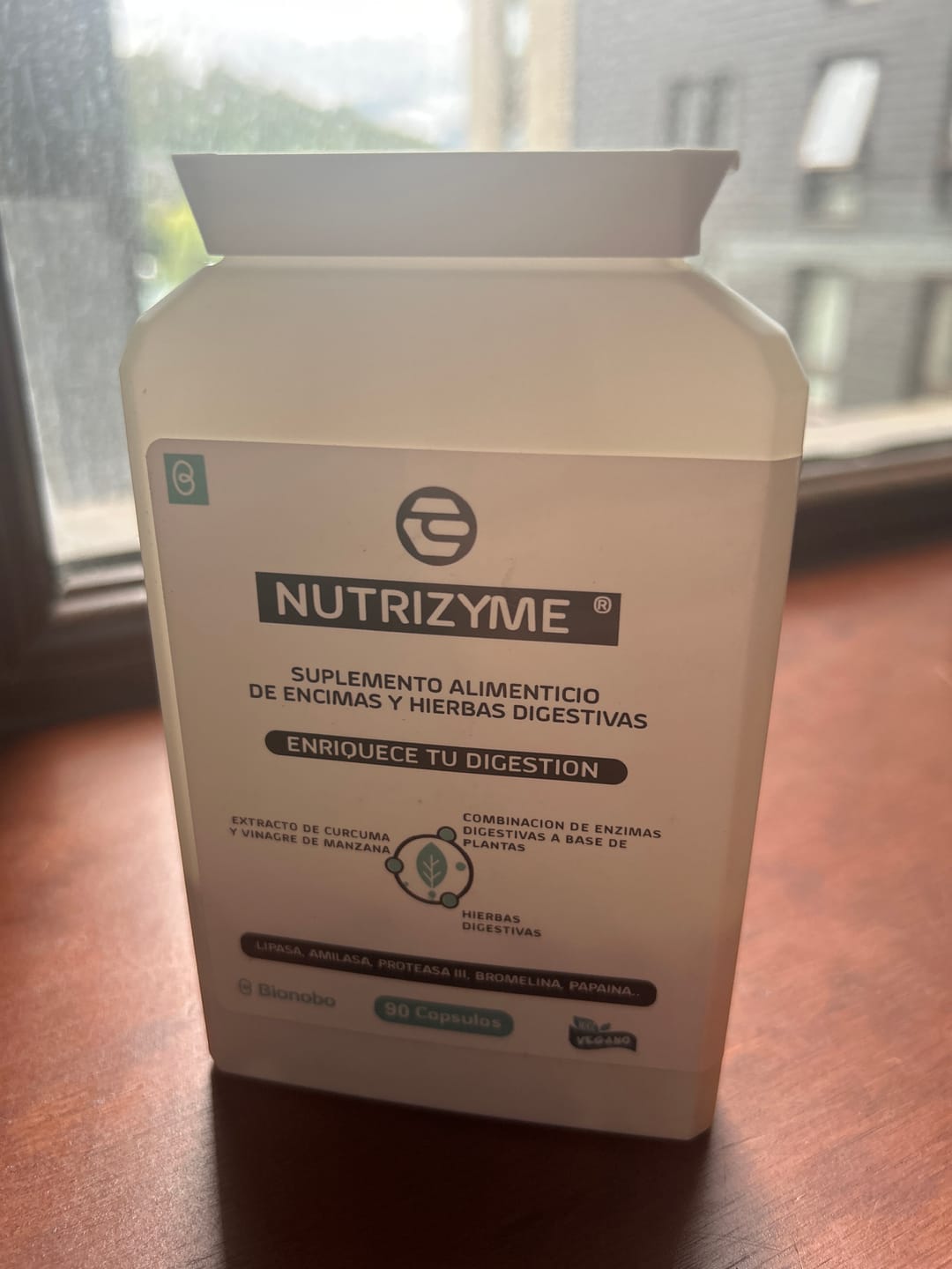 Customer photo review of Nutrizyme® | Enzimas digestivas y Plantas | 90 Caps. | Papaína, Lipasa, Amilasa, Bromelina, Proteasa, Curcumina, Bromelina ++