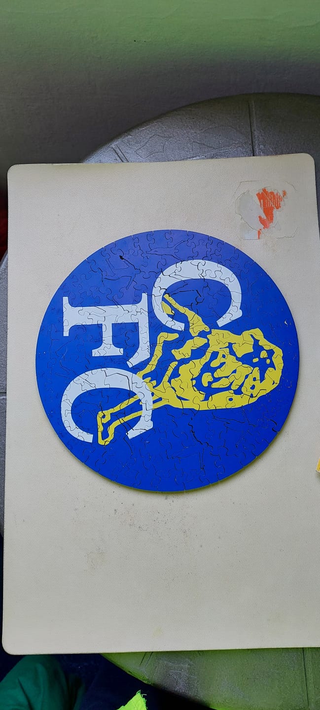 Customer photo review of Chelsea FC® Retro Logo - Wooden Puzzle