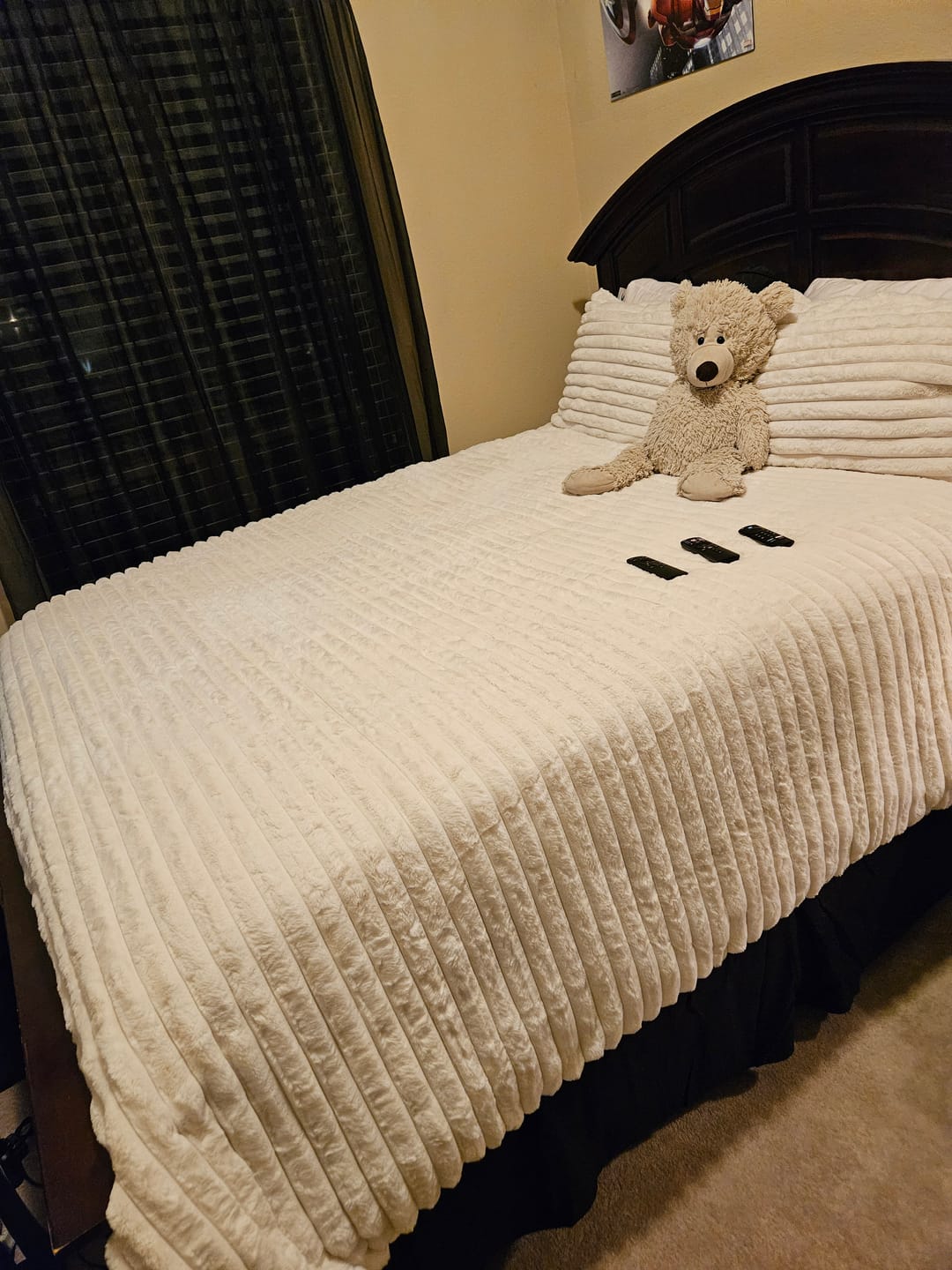 Customer photo review of TÈRRA Velvet Reversible Bedding Set