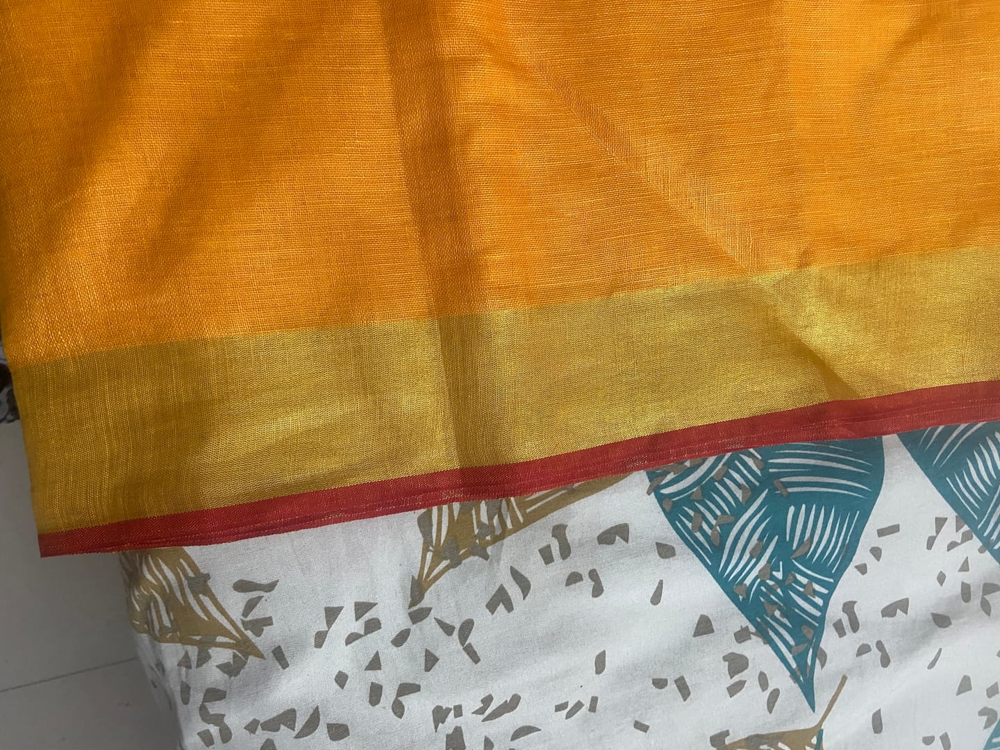 Customer photo review of Handwoven Pure Linen Saree