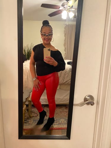 Customer photo review of Tracee One Shoulder Top up to 3XL (Black)