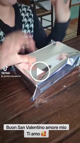 Customer video review of Box San Valentino Pink Babol