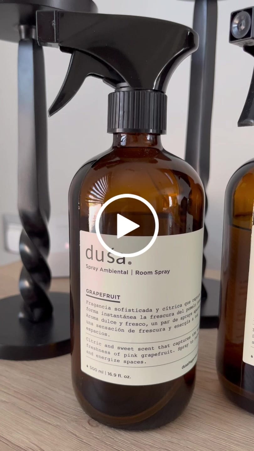 Customer video review of Grapefruit - Aromatizante en Spray |  Para Telas y Ropa de Cama | Eliminador de olores en Spray - 500ml