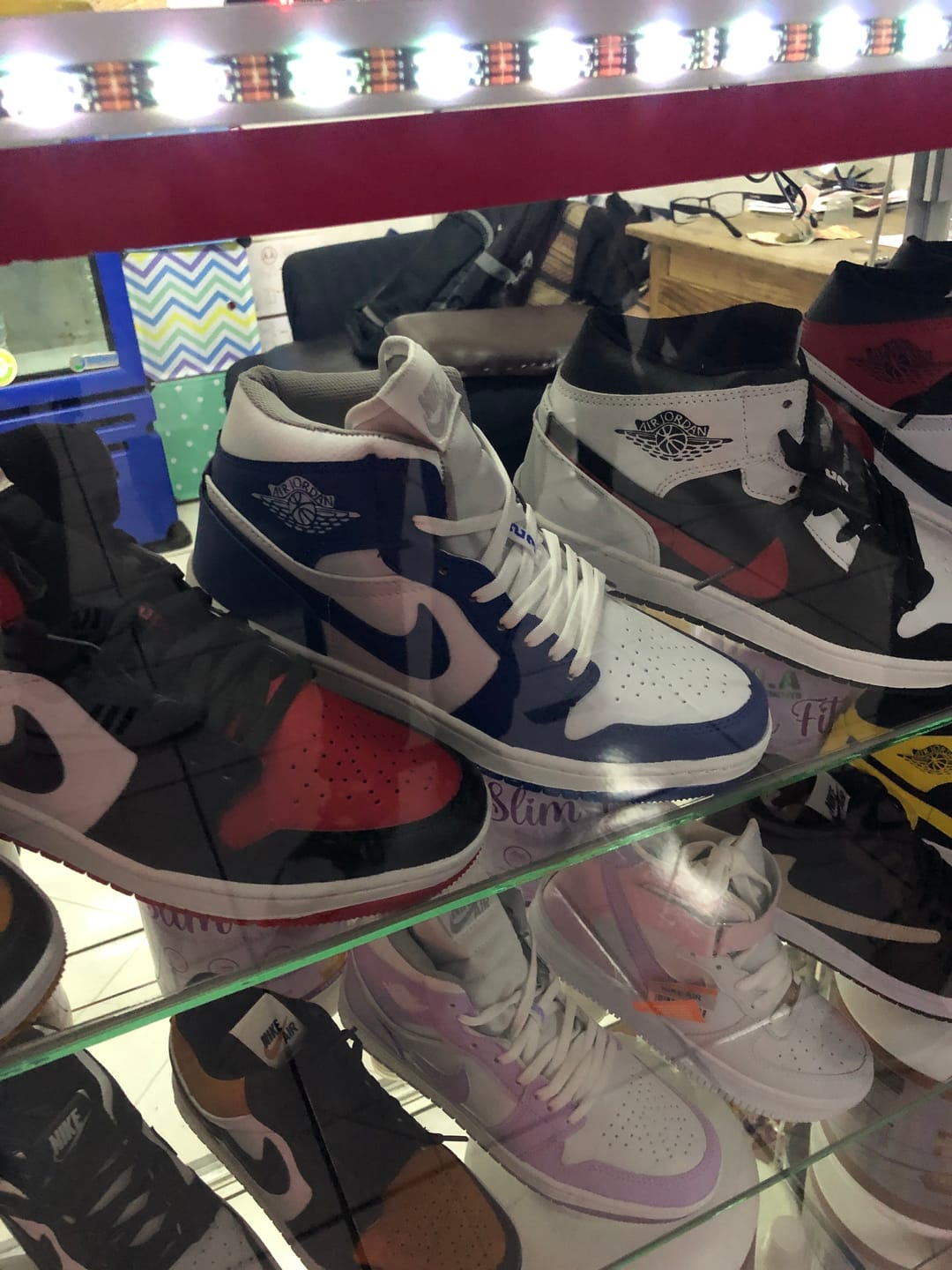 Customer photo review of Tenis Retro 1 Navy Blue