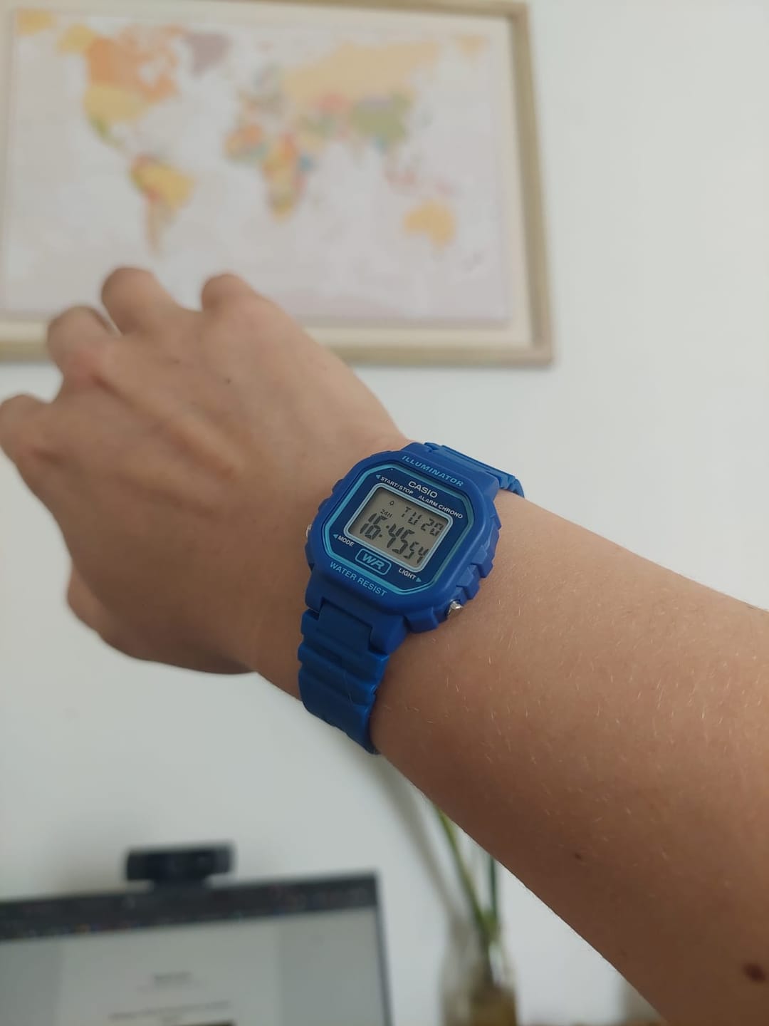 Customer photo review of Reloj Casio Vintage LA-20WH-2ADF Azul