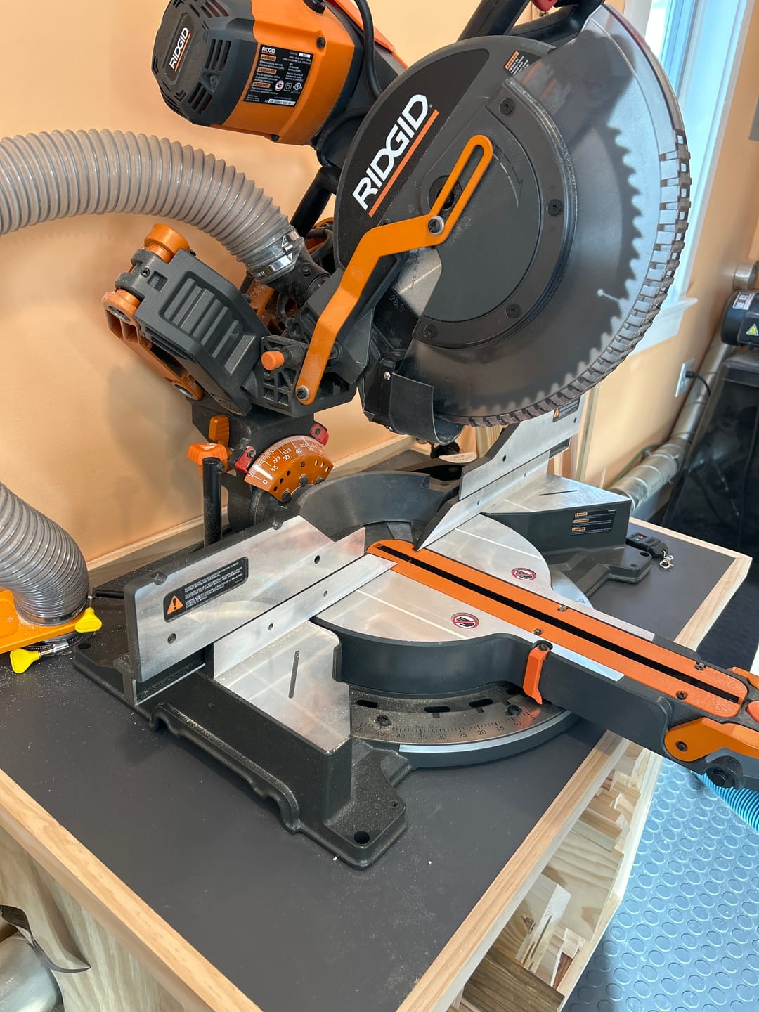 Customer photo review of Ridgid & Delta Cruzer 12” Miter Saw Dust Collection