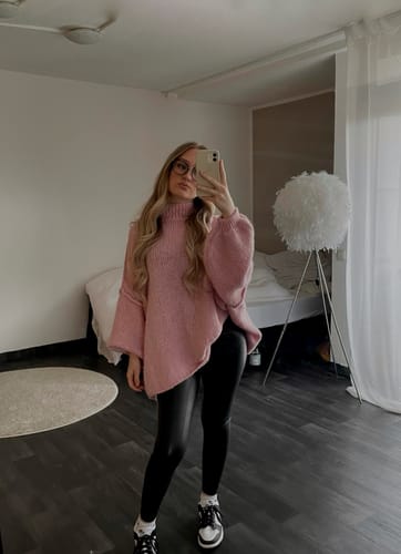 Customer photo review of Meli Strick Pullover - Rosa