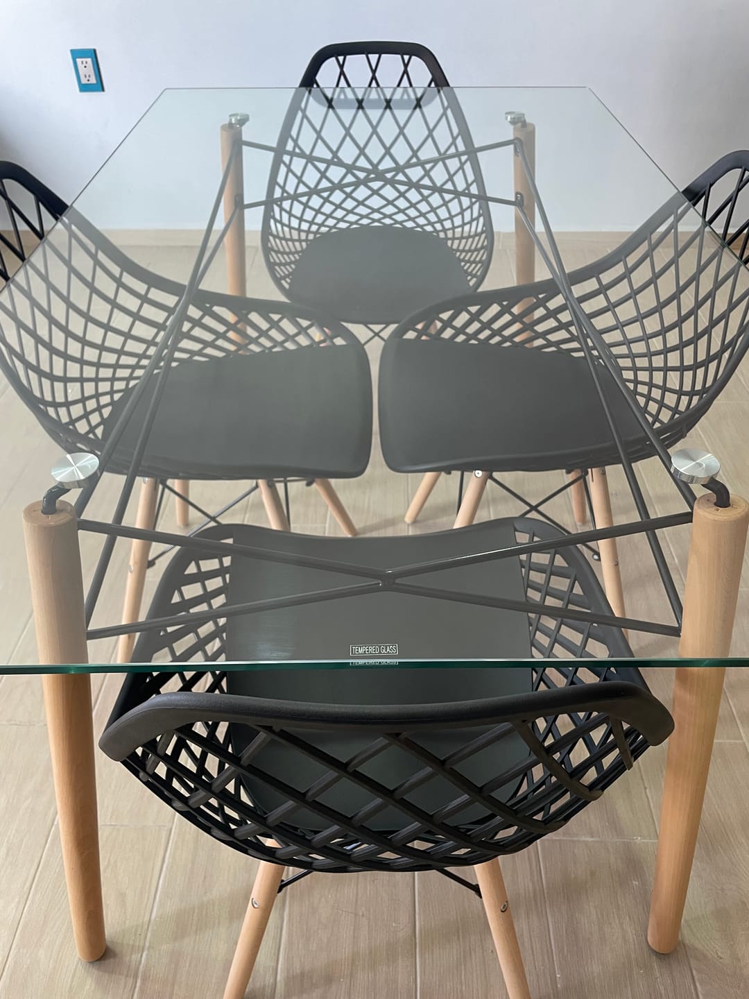 Customer photo review of Set de 4 Sillas Oslo Vento