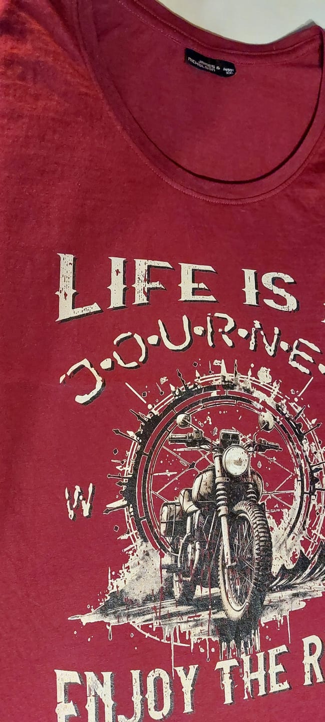 Customer photo review of Life Is A Journey - Enjoy The Ride  - Damen Premiumshirt