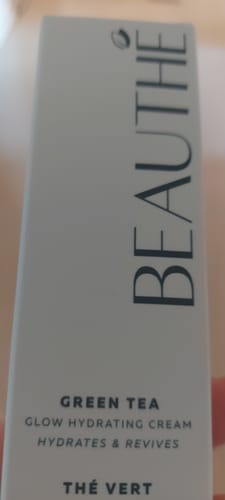 Customer photo review of Crème Hydratante Éclat au Thé Vert