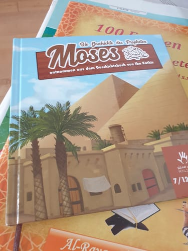 Customer photo review of NEU !! Die Geschichte des Propheten Moses a.s. (7-12 Jahre)