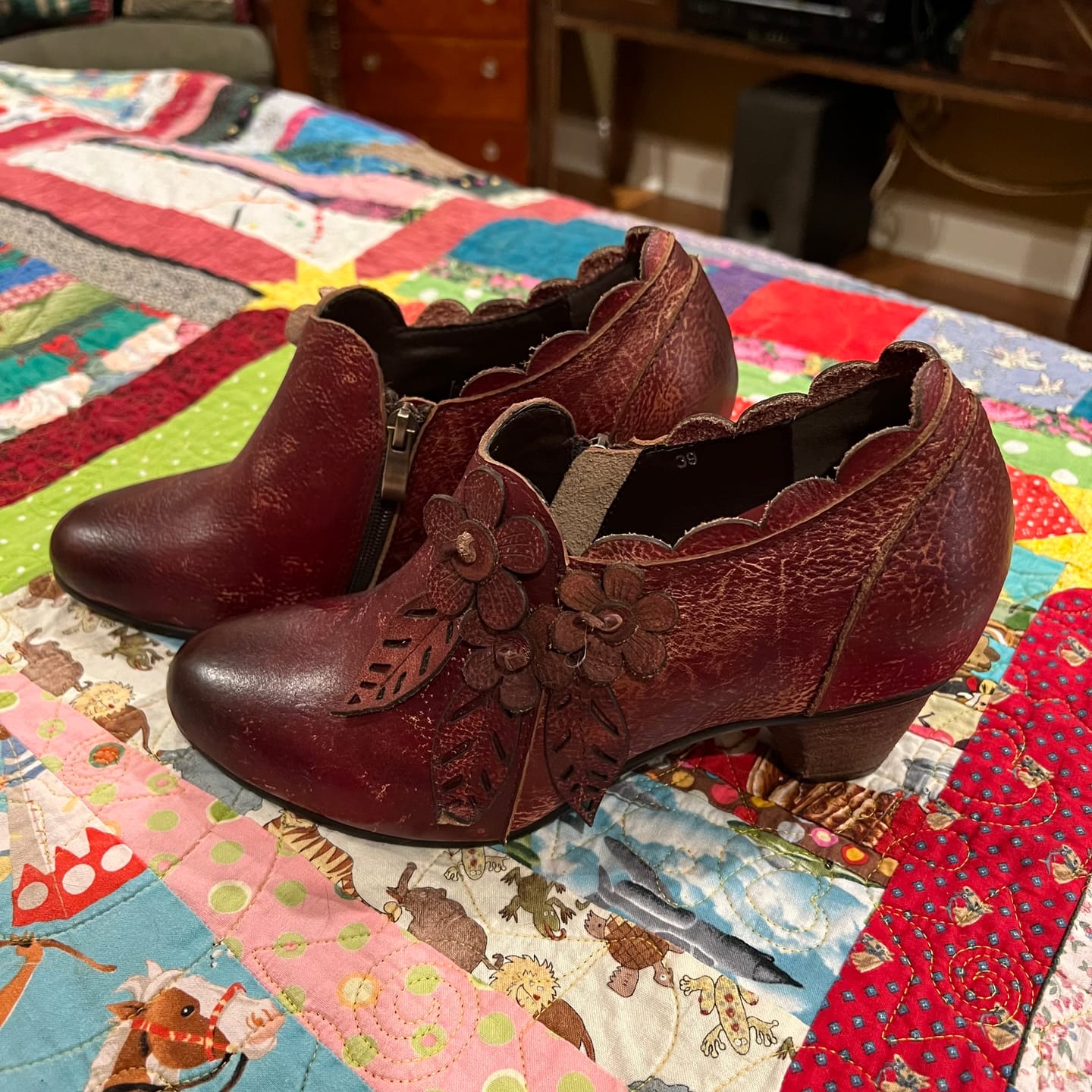 Customer photo review of Retro Handmade Floral Leather Low-Heel Pumps