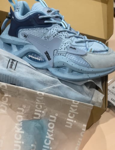 Customer photo review of Singalmaha Sneaker