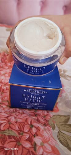 Customer photo review of Bright Magic - Intense Skin Brightening Face Pack