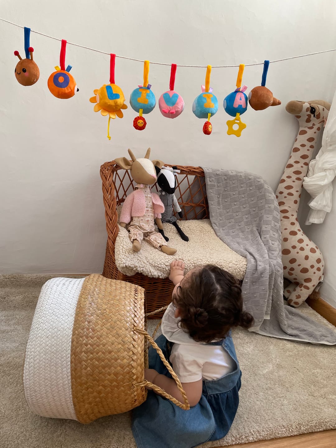 Customer photo review of Jouets Apaisants Velcro d'activité en Peluche Caterpillar à Usage Multiple