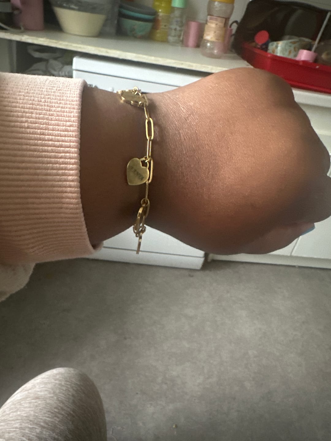 Customer photo review of Bracelet Personnalisé à Cœurs Multiples