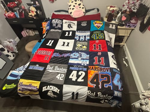 T-shirt quilt by Nichole from TX