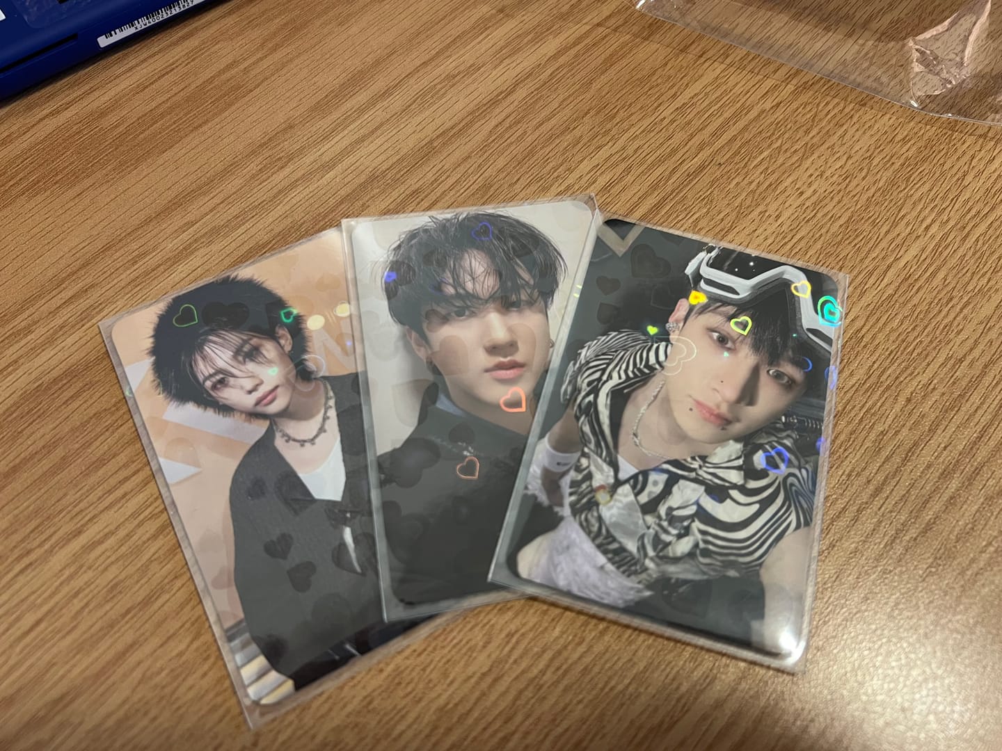 Customer photo review of PREMIUM HOLOGRAPHIC PHOTOCARD SLEEVES - HEART VERSION