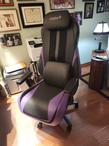 Customer photo review of uThrone Office & Gaming Massage Chair