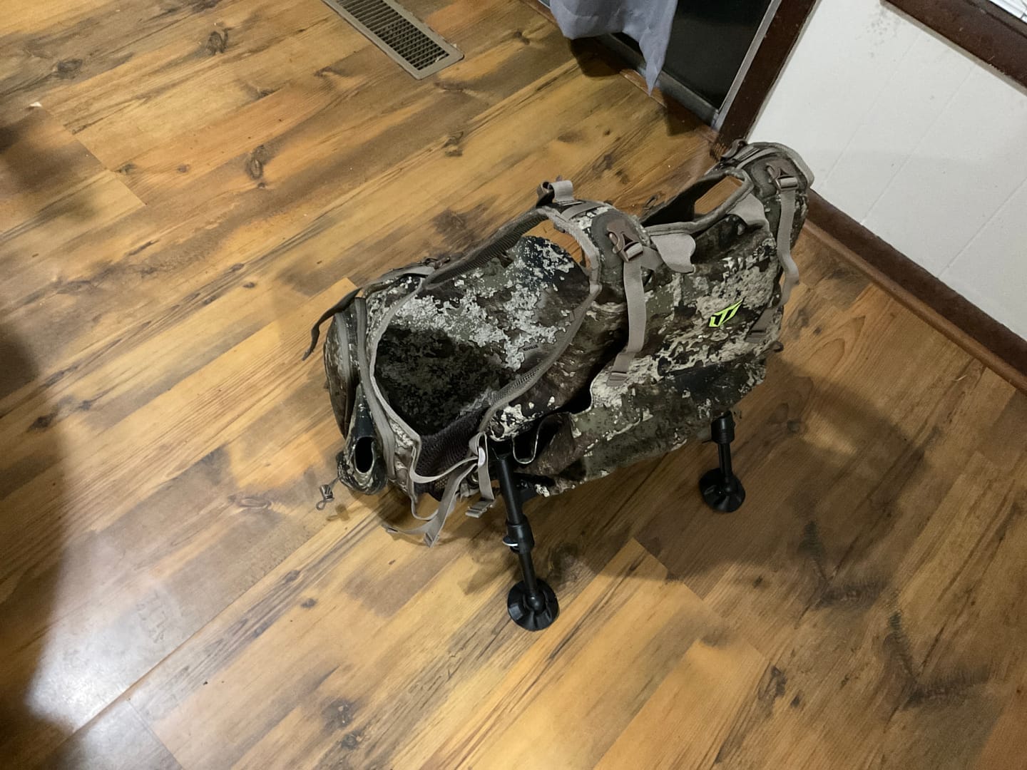 Customer photo review of Turkey Vest with Seat with Game Pouch and Kickstand