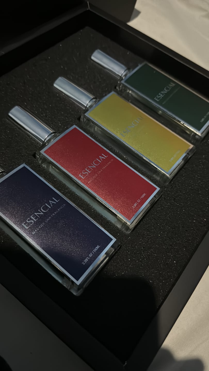 Customer photo review of Set "Le Labo" 4 Perfumes