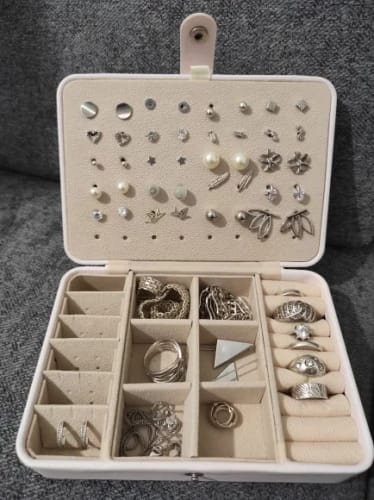 Customer photo review of Deluxe Schmuckbox