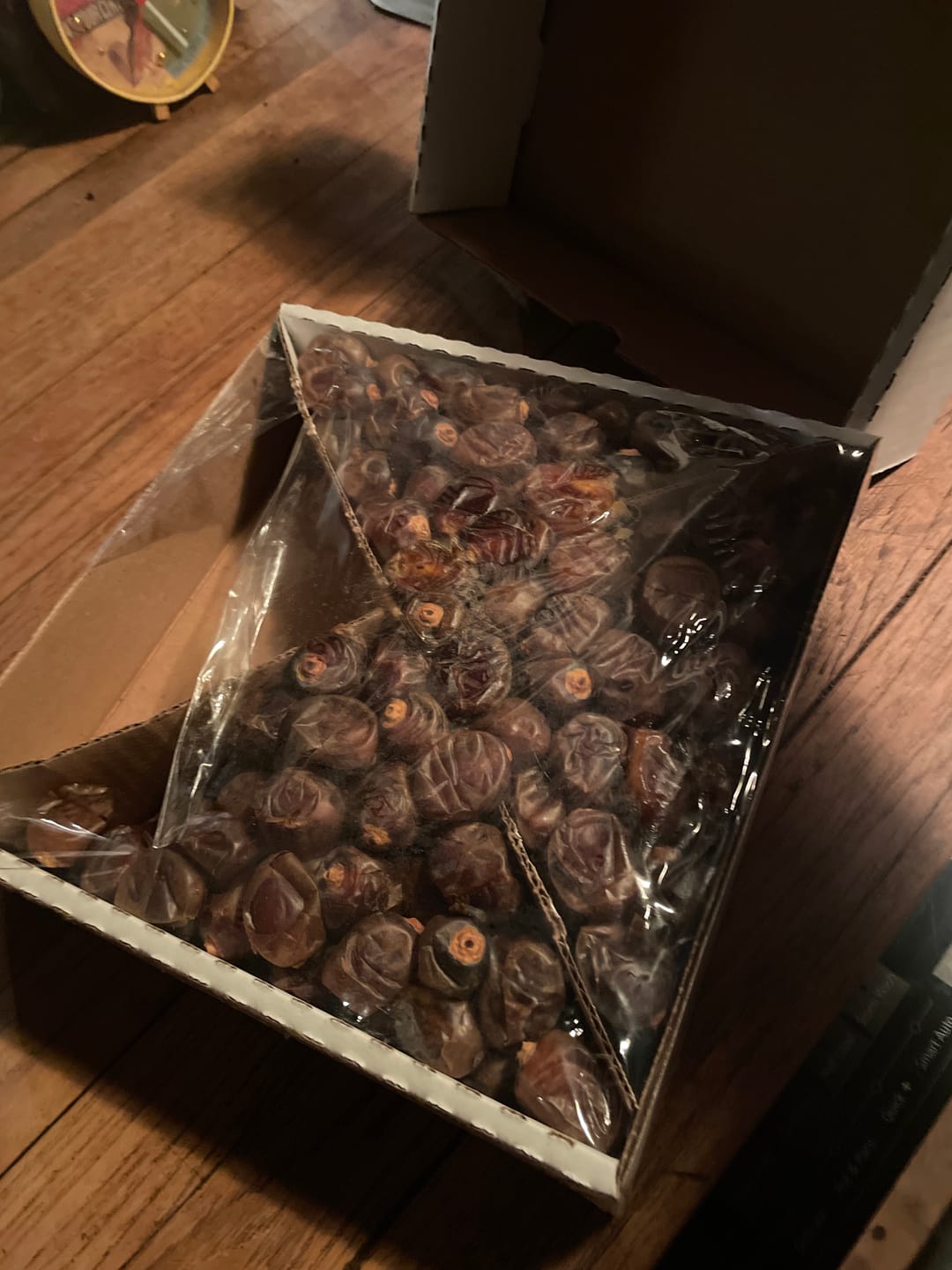 Customer photo review of Organic Brown Barhi Dates Bulk Generic Box